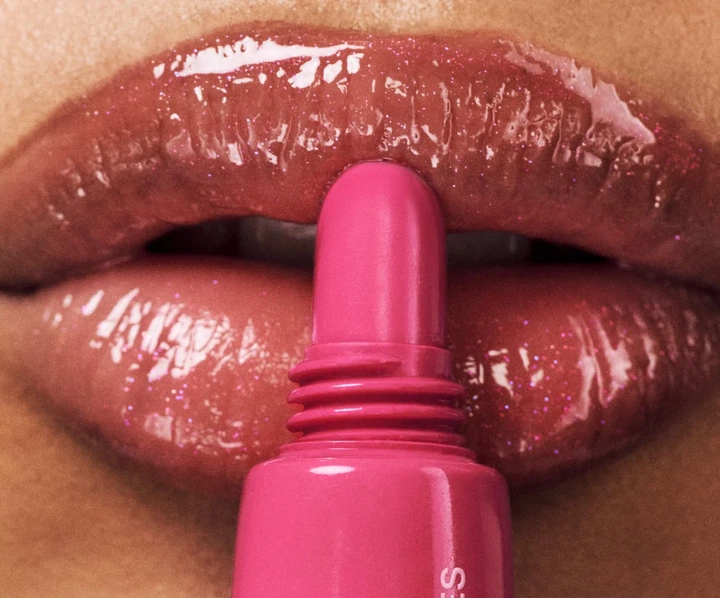 Лімітований пептидний бальзам для губ Rhode "SUGAR COOKIE" Rhode peptide lip tint - Фото 7 Лімітований пептидний бальзам для губ Rhode "SUGAR COOKIE" Rhode peptide lip tint - зображення 7