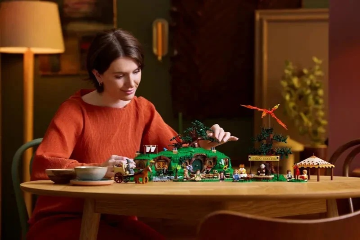 Конструктор LEGO Icons Володар Перснів: Шир 2017 деталей (10354) - зображення 5