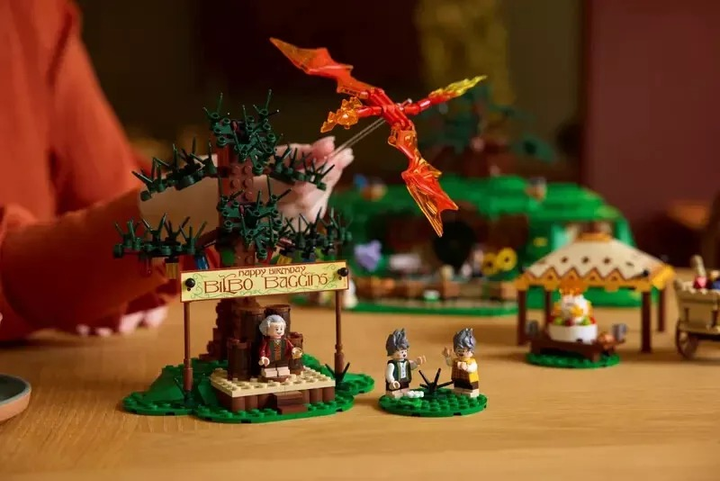 Конструктор LEGO Icons Володар Перснів: Шир 2017 деталей (10354) - зображення 8