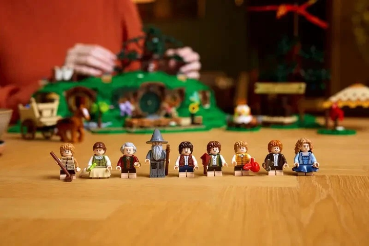 Конструктор LEGO Icons Володар Перснів: Шир 2017 деталей (10354) - зображення 9