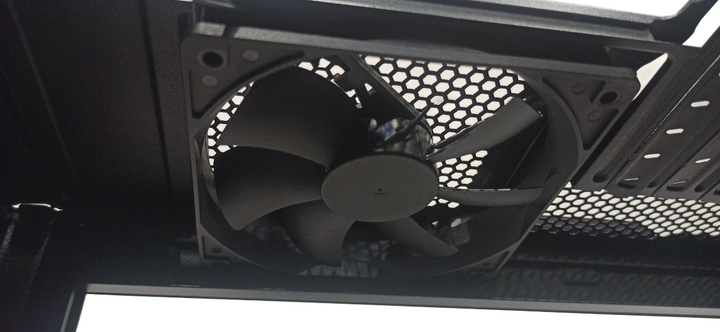 Obudowa Cougar MX330-G Pro Czarny (CGR-MX330-G PRO) (UBC10M3GPB00530) - Outlet - obraz 2