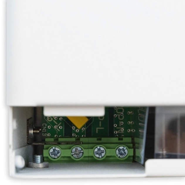 Hybrydowy inwerter Qoltec 3.5 kW 100A 24V MPPT Sinus Wi-Fi option (5901878538648) - obraz 10