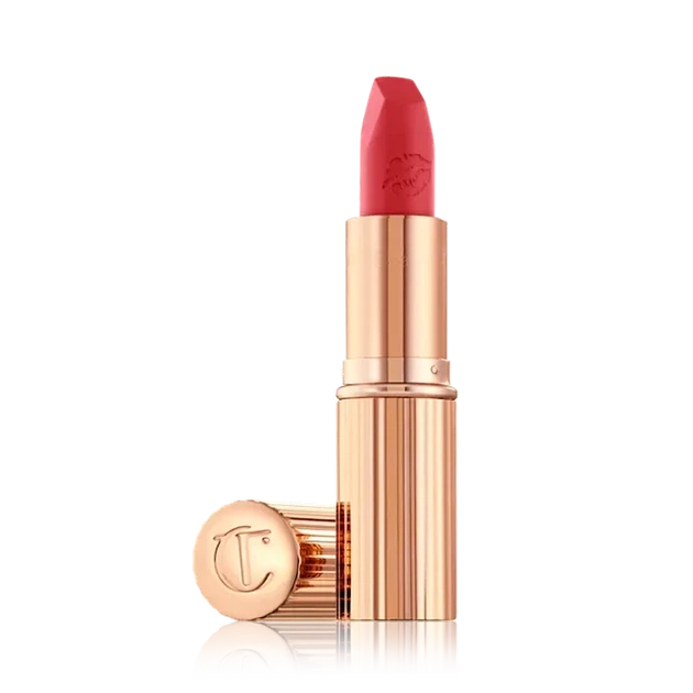 Матова помада Charlotte Tilbury Matte Revolution Hot Lips відтінок Carina's Love 3.5г - Фото 1 Матова помада Charlotte Tilbury Matte Revolution Hot Lips відтінок Carina's Love 3.5г - зображення 1