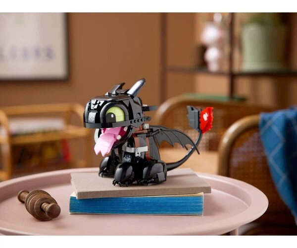 Конструктор LEGO Icons Як приручити дракона: Беззубик (10375) - Фото 9 Конструктор LEGO Icons Як приручити дракона: Беззубик (10375) - изображение 9