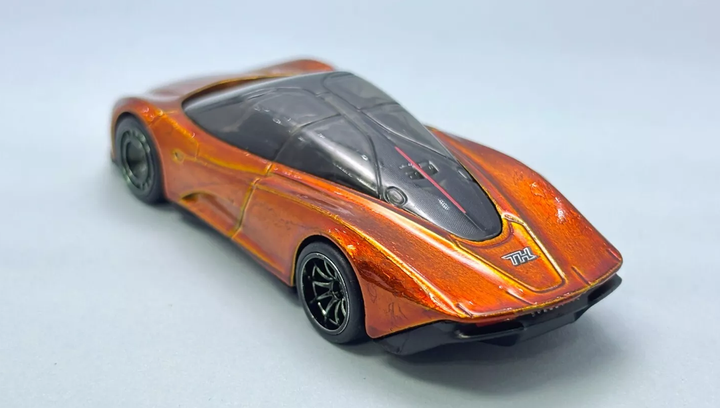 Машинка Базова Hot Wheels McLaren Speedtail Super Treasure Hunt