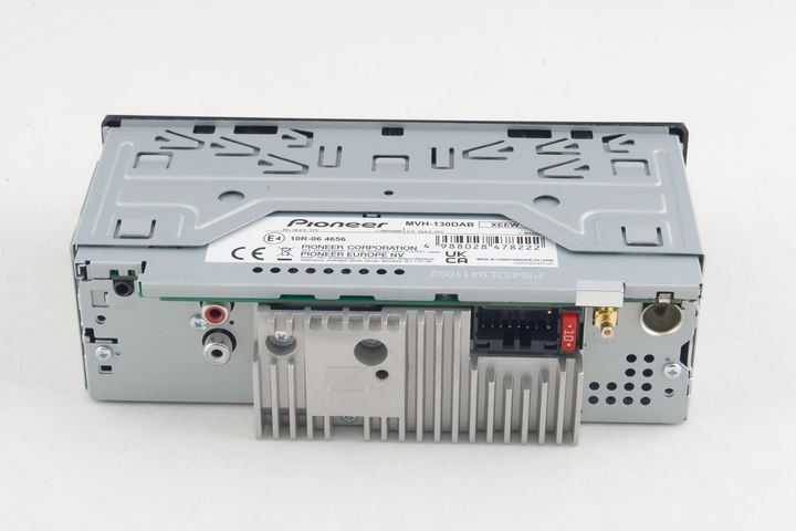 Автомагнітола Pioneer MVH-130DAB - зображення 5