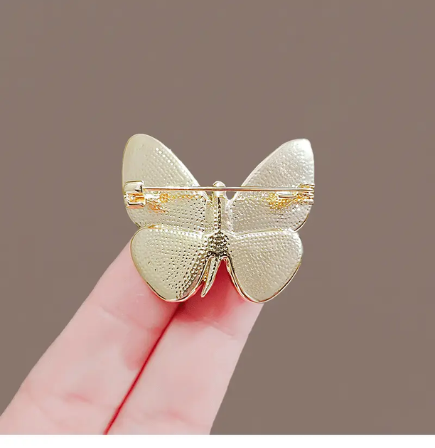Брошь бабочка Butterfly булавка в виде белой бабочки - Фото 3 Брошь бабочка Butterfly булавка в виде белой бабочки - изображение 3