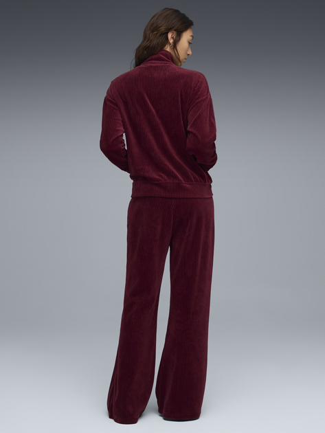 Жыныстық жолмен тартылған қыздардың суреттері