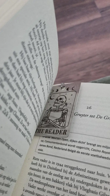 Металлическая закладка с рисунком скелета "The reader". Закладка для книг. Подарок книголюбам - изображение 2