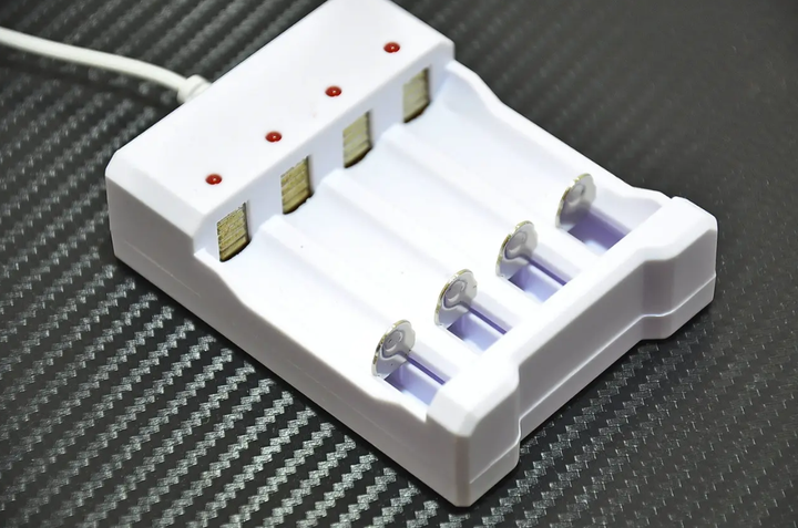 USB зарядний пристрій AA / AAA MD-207 - изображение 5