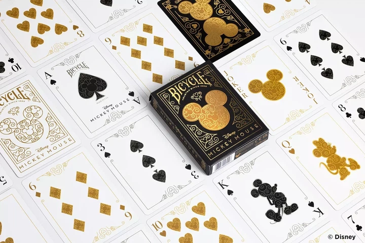 Карти гральні Bicycle Disney Mickey Mouse Black and Gold - Фото 5 Карти гральні Bicycle Disney Mickey Mouse Black and Gold - зображення 5