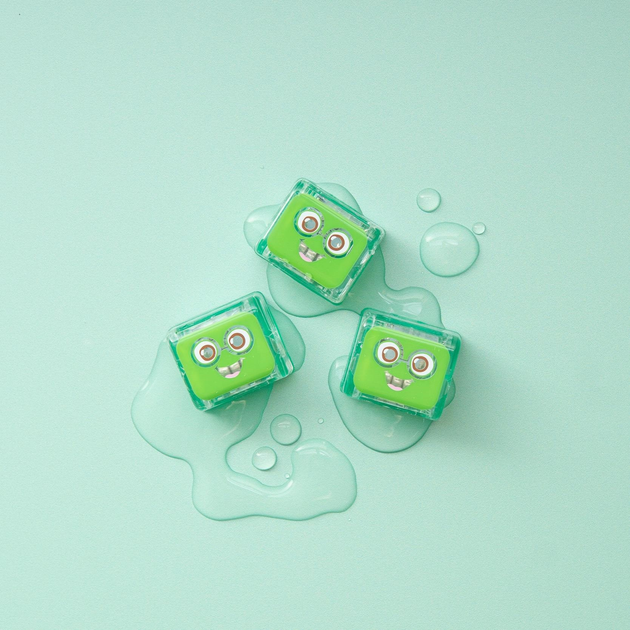 Kostki sensoryczne świecące w wodzie Glo Pals Light Up Cubes Pippa Zielone (0850016823144) - obraz 3