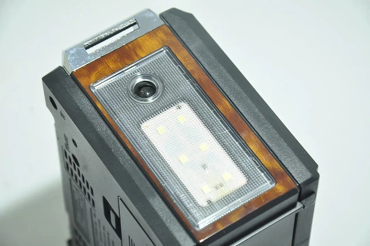 Радіоприймач портативне радіо Golon RX-382 блютуз акумуляторний і на батарейках ретро колонка usb sd mp3 bluetooth fm приймач карта пам'яті ліхтарик акустична система програвач для блекаута коричневий - изображение 4