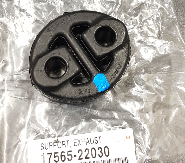 Крепеж глушителя, оригинал OEM 17565-22030 Тойота RAV4, Land Cruiser - изображение 4