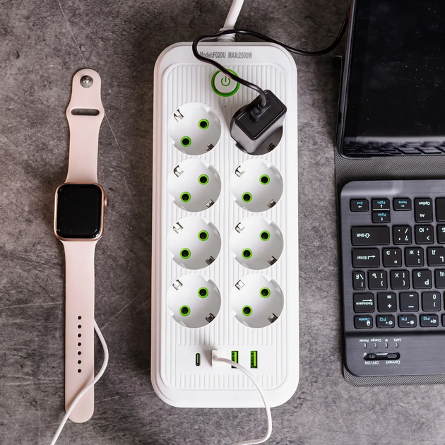 Мережевий фільтр подовжувач Yiwu F20U на 8 розеток з 3 USB 1 Type-C та кнопкою відключення 4.7 м Білий - зображення 6
