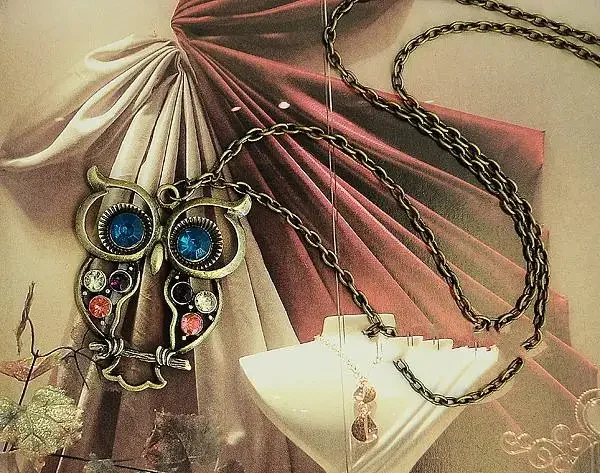 Подвеска кулон сова OWL со стразами длинная цепочка бронзовый цвет - Фото 4 Подвеска кулон сова OWL со стразами длинная цепочка бронзовый цвет - изображение 4