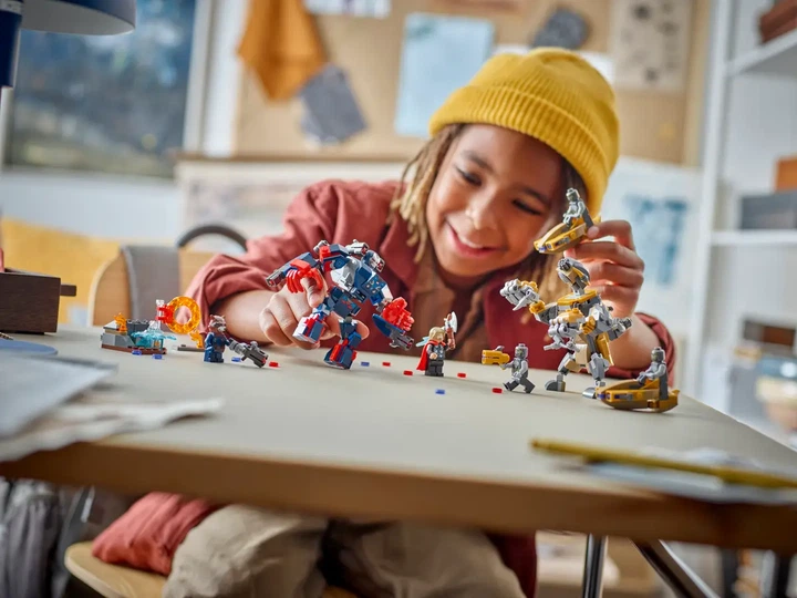 Конструктор LEGO Super Heroes Marvel Мстители: Завершение Тор против Читаури 373 детали (76322) - Фото 7 Конструктор LEGO Super Heroes Marvel Мстители: Завершение Тор против Читаури 373 детали (76322) - изображение 7