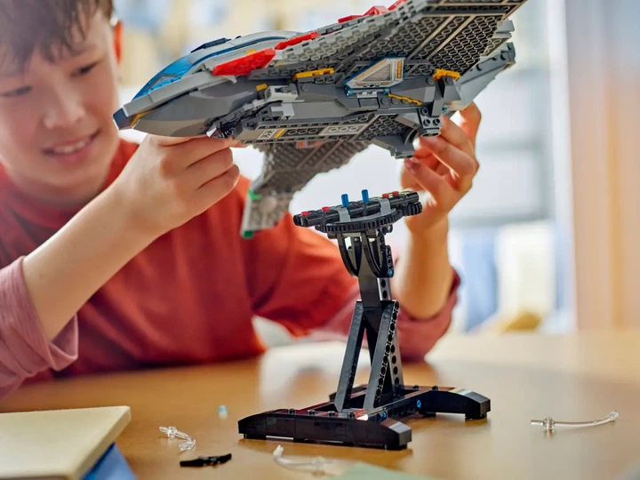 Конструктор LEGO Super Heroes Marvel Мстители: Эра Альтрона Квинджет 1134 детали (76325) - Фото 7 Конструктор LEGO Super Heroes Marvel Мстители: Эра Альтрона Квинджет 1134 детали (76325) - изображение 7