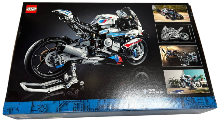 Конструктор LEGO Technic BMW M 1000 RR 1920 деталей (42130) (955555911091559) - Уцінка - зображення 3