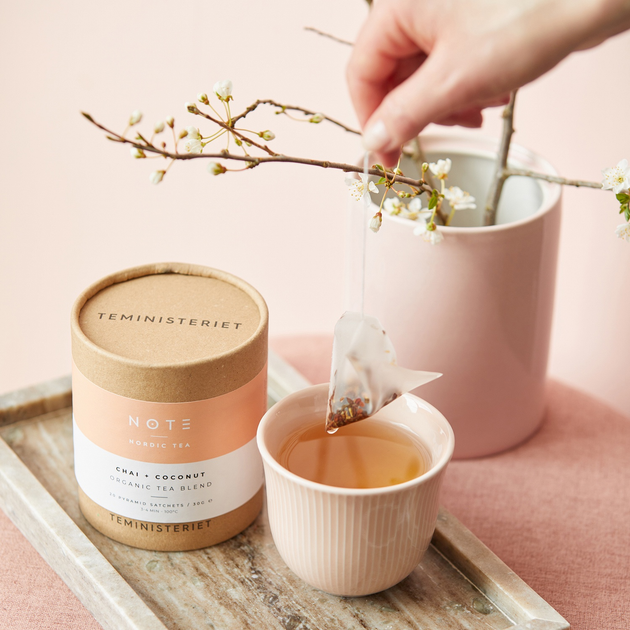 Чорний чай Teministeriet Note Chai Coconut Organic 20 шт (7340023000049) - зображення 2
