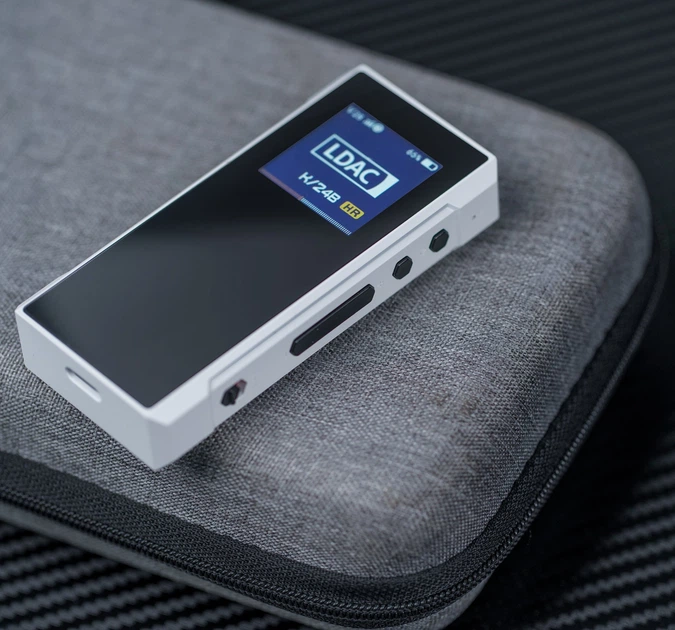 FiiO BTR7 White – портативный Bluetooth ЦАП ES9219C х2 и усилитель для наушников с безупречным Hi-Res звуком - изображение 4