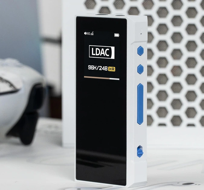 FiiO BTR7 White – портативный Bluetooth ЦАП ES9219C х2 и усилитель для наушников с безупречным Hi-Res звуком - изображение 6