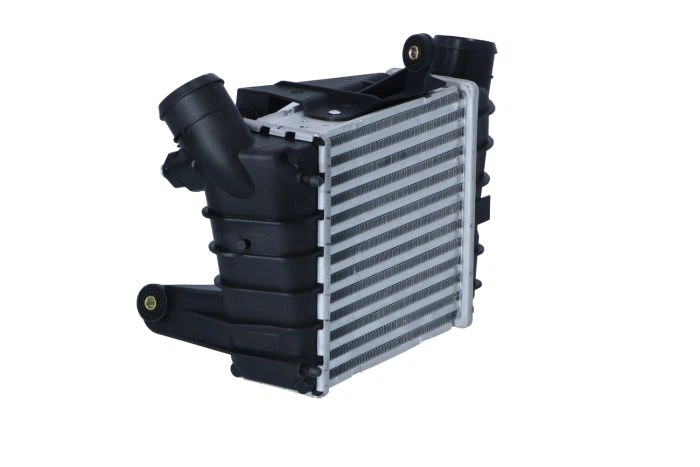 Интеркулер NRF 30842 Volkswagen Polo; Skoda Fabia, Roomster; Seat Ibiza, Cordoba 6Q0145804A, 6Q0145804G - изображение 4
