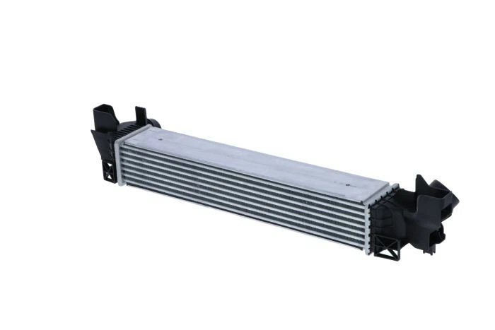 Інтеркулер NRF 30944 BMW 2 Series, X1 17517617597, 7617597 - Фото 2 Інтеркулер NRF 30944 BMW 2 Series, X1 17517617597, 7617597 - зображення 2