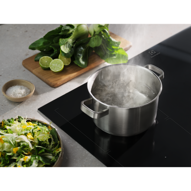 Варочная поверхность индукционная Electrolux EIT60433CT - изображение 10