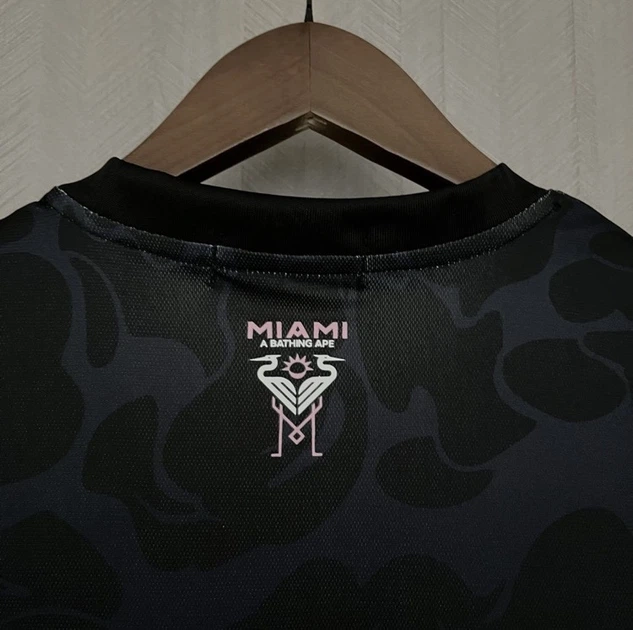 Футболка Bape Inter Miami резмер L в чёрном цвете. Футболка A Bathing Ape. Джерси Bape x Adidas Inter Miami. - изображение 5