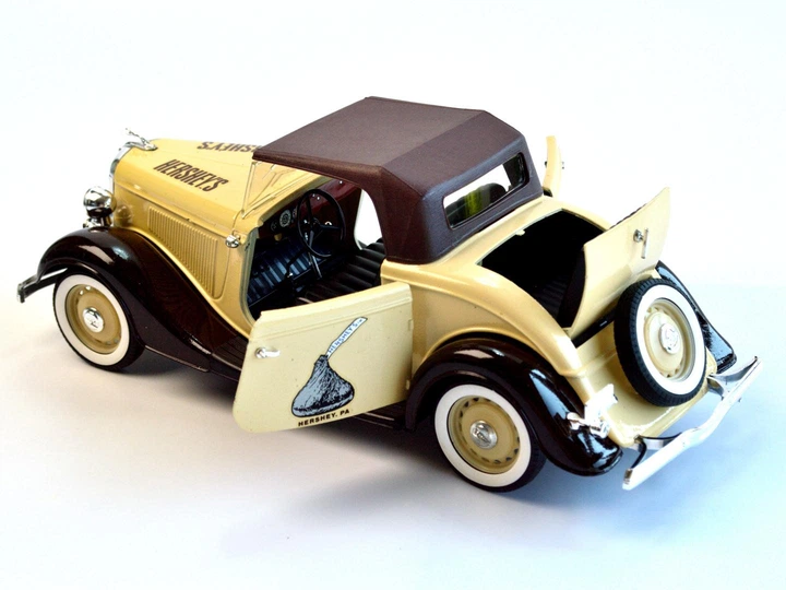 希少】SOlIDO FORDSTAR 1934 1/18 ミニカー 希少SOlIDO FORDSTAR 1934