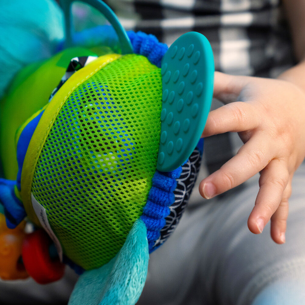 Sensoryczna zabawka zawieszka zolw Baby Einstein Sensory Sidekick Neptuna 0m+ (74451131569) - obraz 9