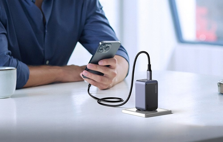 Мережевий зарядний пристрій Ugreen X553 Nexode S USB-A+2xUSB-C 65W GaN Tech Fast Charger Space Gray (6941876230426) - зображення 4