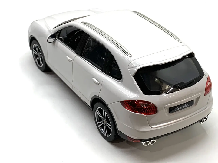 Машинка Porsche Cayenne Turbo білий RASTAR модель 1:14 Автомобіль на дистанційному керуванні + пульт - Фото 4 Машинка Porsche Cayenne Turbo білий RASTAR модель 1:14 Автомобіль на дистанційному керуванні + пульт - зображення 4