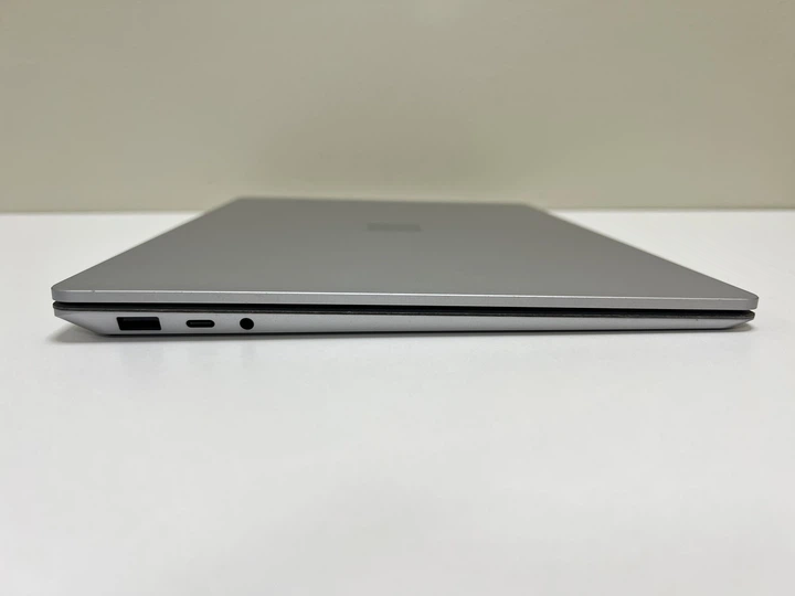 Surface Laptop 4 Corei7-1185G7 メモリ16GB Surface Laptop 【美品】 Microsoft 4 Model 1979 Core i7-1185G7 16GB