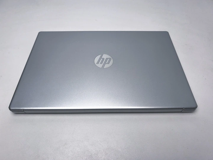 Ноутбук HP 15-fd0131 15.6 FHD Core i3-N305 8ядeр Ram 8GB SSD 256GB Intel UHD Graphics Б/У - изображение 8