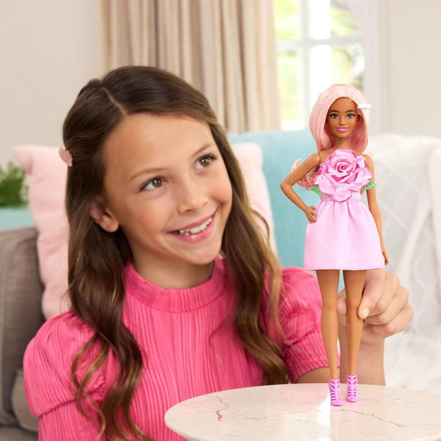 Lalka Barbie Fashionistas Różowa sukienka HYT94 (0194735255580) - obraz 6