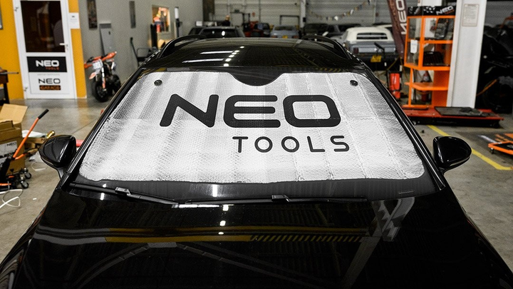 Захисний чохол на лобове скло NEO Tools 138 x 70 см 10-470 (5907558471076) - зображення 8