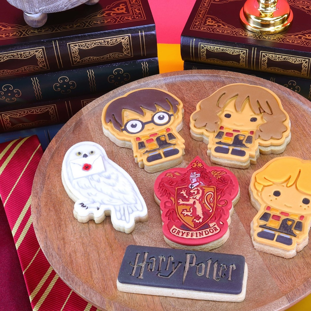 Набір формочок для печива та цукрової маси PME Harry Potter 3 шт (5060543488463) - зображення 15