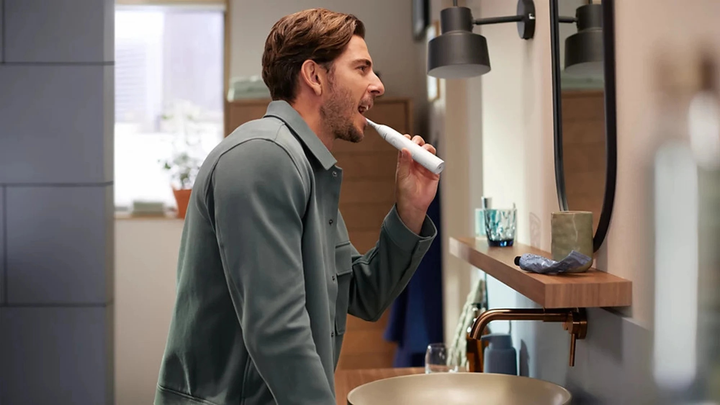 Elektryczna szczoteczka do zębów PHILIPS Sonicare Series 5500 (HX7110/02) - obraz 4