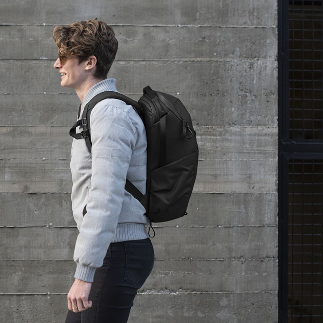 Plecak na laptopa Peak Design Everyday Backpack Zip 15L 13.3" Black (BEDBZ-15-BK-2) - obraz 8