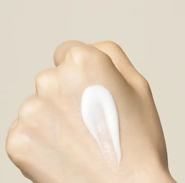 Солнцезащитная крем-сыворотка тройного действия Needly Youth Core Sun Serum SPF 50+ PA++++ 50ml - Фото 2 Солнцезащитная крем-сыворотка тройного действия Needly Youth Core Sun Serum SPF 50+ PA++++ 50ml - изображение 2