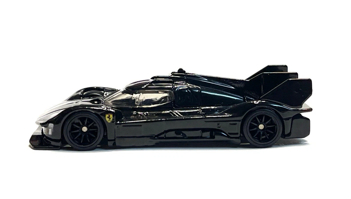 Машинка Premium Hot Wheels Ferrari 499P Chase Circuit Legends 1:64