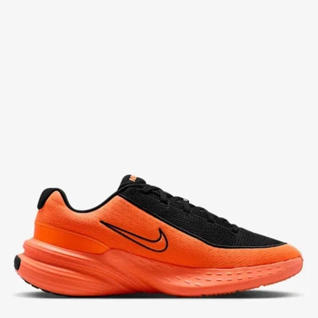 Чоловічі кросівки Nike Uplift Sc IB2765-004 41 (8US) 26 см Black