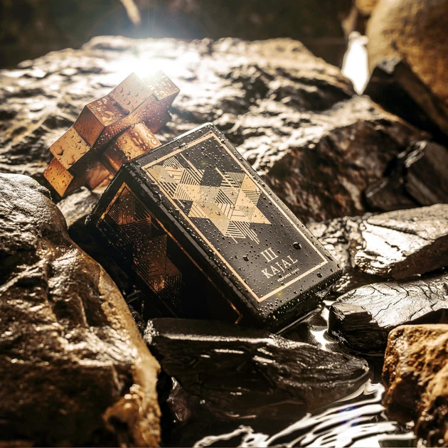 Парфумована вода унісекс Kajal Perfumes Kajal III 100 мл (3760310291235) - зображення 6