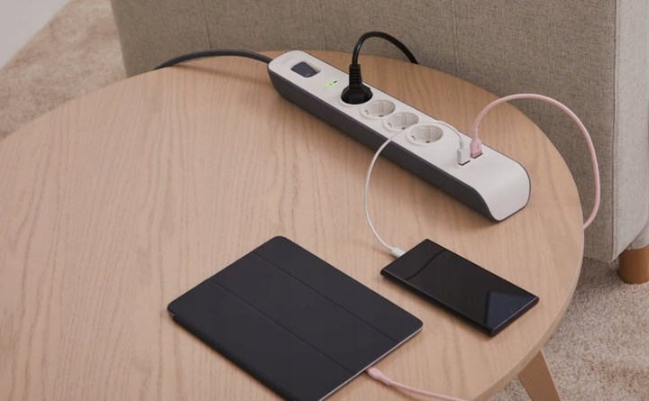 Мережевий фільтр Belkin Surge Protectors 4 розетки (BSV401VF2M-V2) - зображення 5