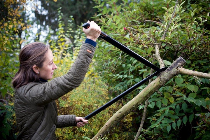 Sekator nożycowy Fiskars SingleStep L L38 82 cm (6411501124609) - obraz 8