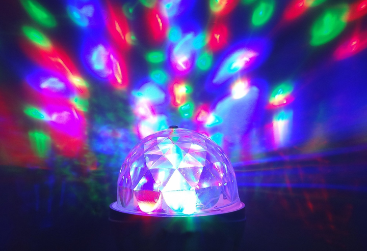 Żarówka LED Standart DISCO E27 3W RGB IP20 (DSLED-038(LS6F02)) - obraz 2