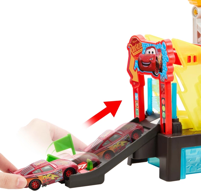 Игровой набор Cars Измени цвет: Тачки. Автомойка с МакКуином