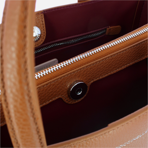 Torebka crossbody damska ze skóry naturalnej Coccinelle Coccinelleswap E1DVF180180 W12 Brązowa (800070342926) - obraz 5